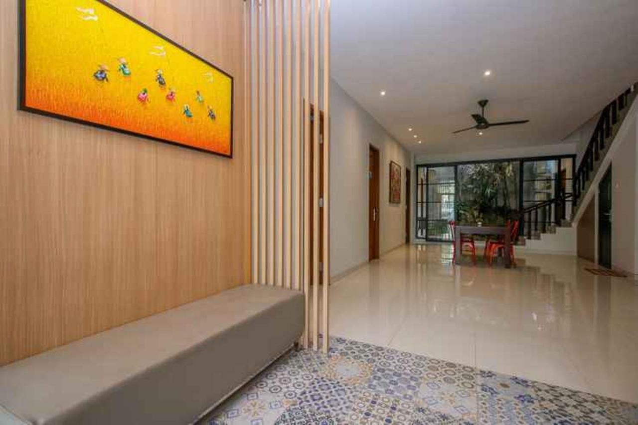 Kencana Residence Surabaya Exterior photo