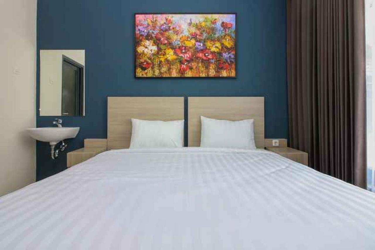 Kencana Residence Surabaya Exterior photo