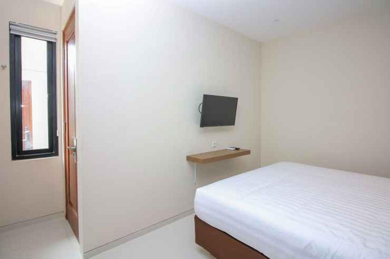 Kencana Residence Surabaya Exterior photo
