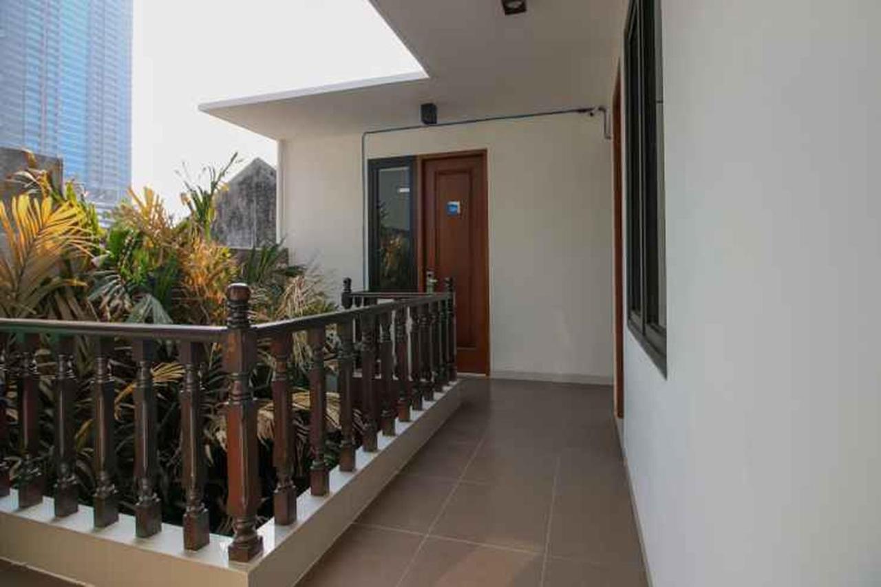 Kencana Residence Surabaya Exterior photo