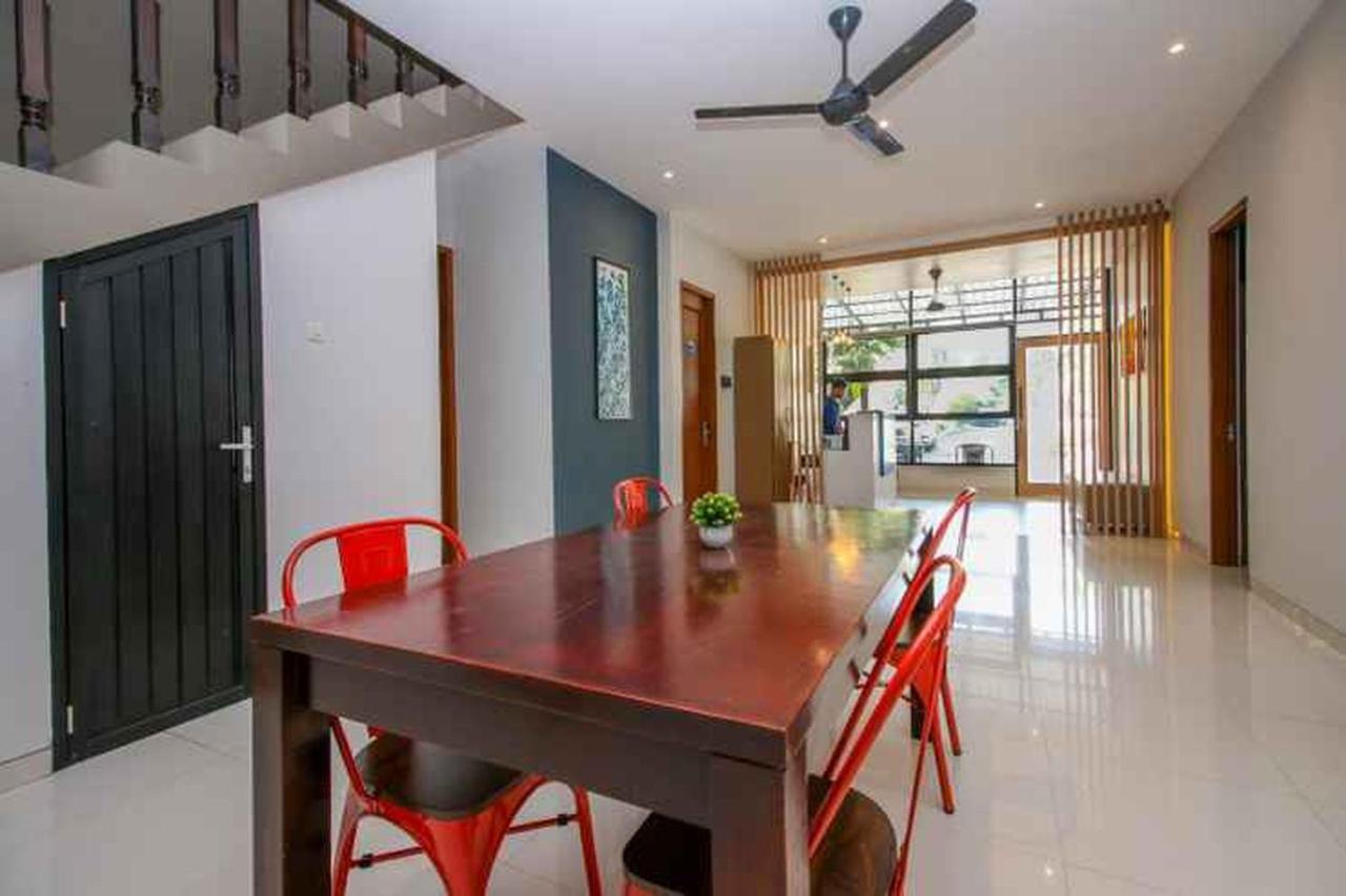 Kencana Residence Surabaya Exterior photo